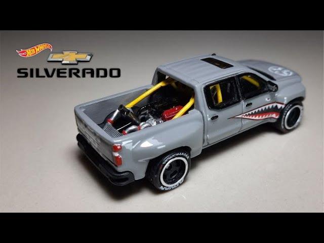 Chevrolet Silverado V8 Engine Hotwheels Custom Diecast