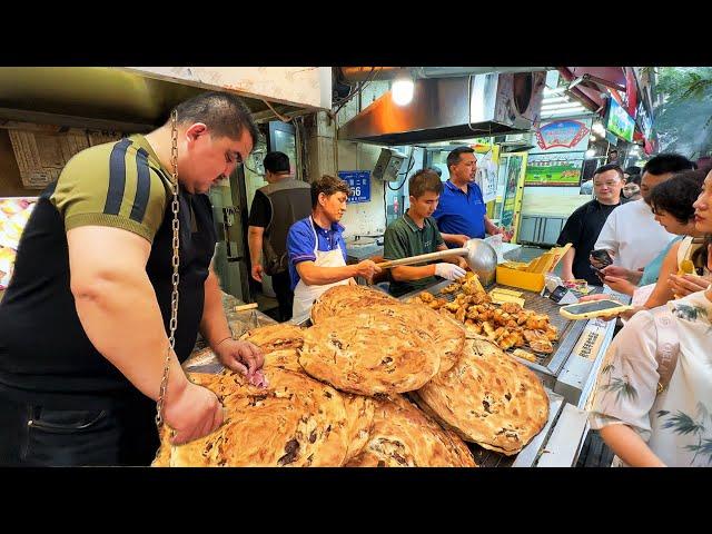 Taste BOMB! Urumqi Street Food & Stalls in Xinjiang, China【Alin Food Walk】