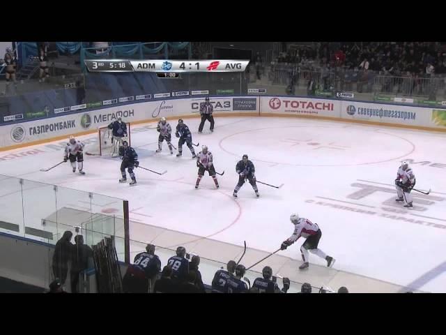 Great PK play by Denis Osipov / Денис Осипов здорово обороняется в меньшинстве