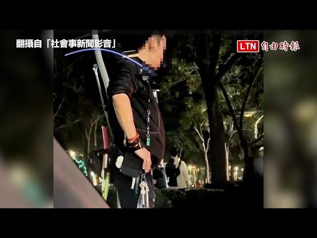 台中市民廣場驚見怪異交通指揮男 警：將告誡約束(警方提供)