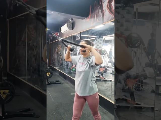 Sholder Effective Face Pulls exercise @TheRoamingTable #ytshorts #shortvideo #trending  #viralvideo