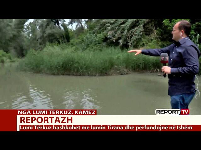 Report Tv- Gazetari po raportonte live, gjarpri i del përpara! Ja reagimi i tij...