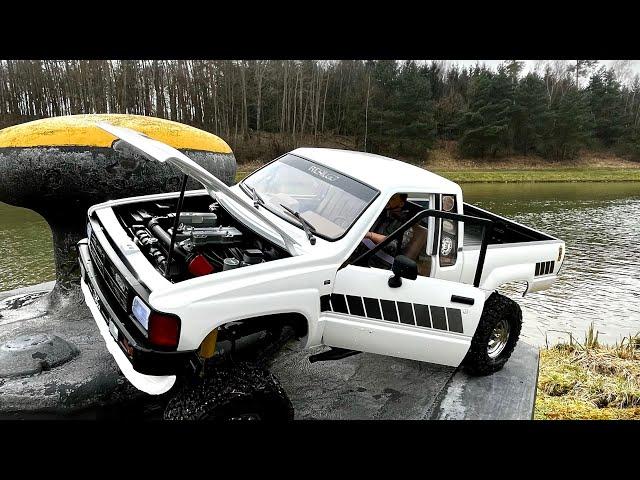 RC4WD TF2 1987 Toyota Xtracab LWB white body set - 4x4 off road