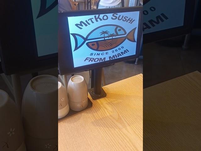 10년만에 만난 신부님 반갑습니다^^#남대문미쓰코리아 #종로3가맛집 #믿고스시#초밥#닭발#토리
