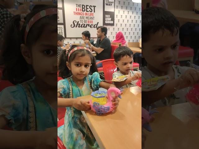 Sana Sayfan Play at KFC #shortvideo #food #yummy #viralvideo #foodie #cooking #viralvideo #reels