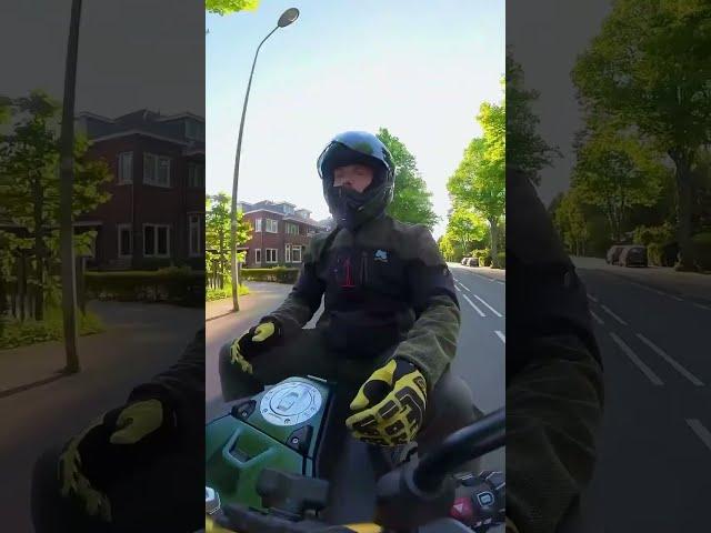Look mom, no hands! So much tech on this machine #bike #biker #bikerlove