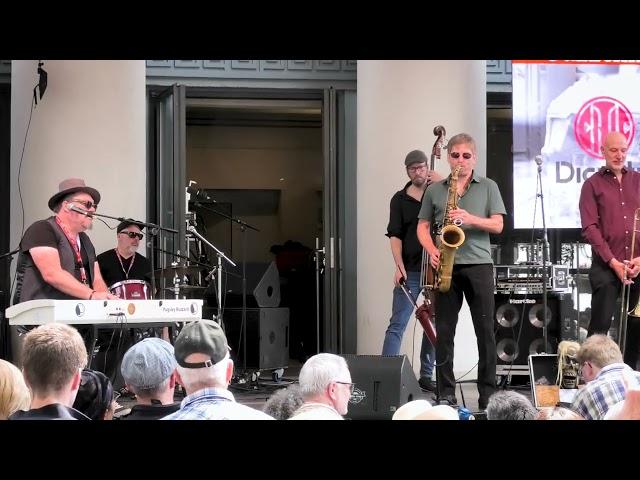 Pugsley Buzzard and The Swamp Orchestra (INT) - Jazztime Hildesheim 2024