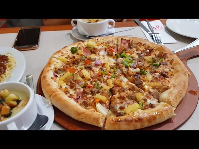 Pizza Hut in the Philippines!