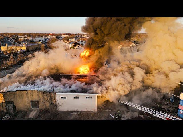 Early Arrival THIRD ALARM Commercial Structure Fire Lakewood New Jersey 1/8/24