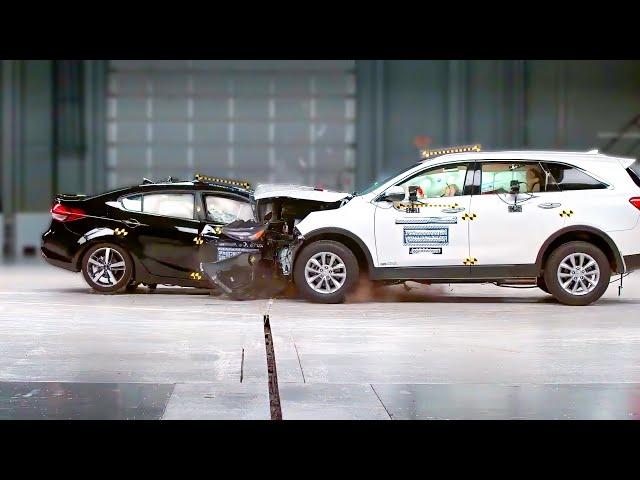 Kia Sorento VS Kia Forte - Epic Crash Test Showdown!