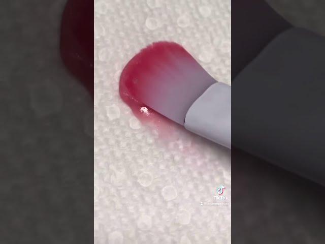 USING A MAKE UP BRUSH INSTEAD OF AN ACRYLIC BRUSH? $1 NAIL HACK