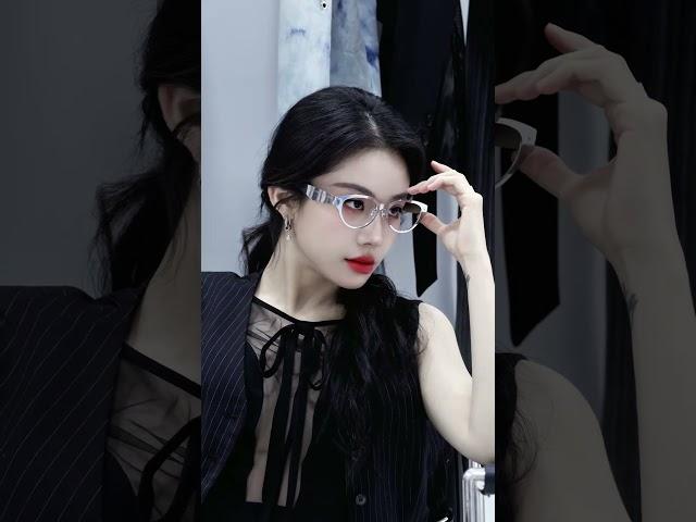 #喻言 #yuyan 閃光的夏天出發圖側拍 20250614