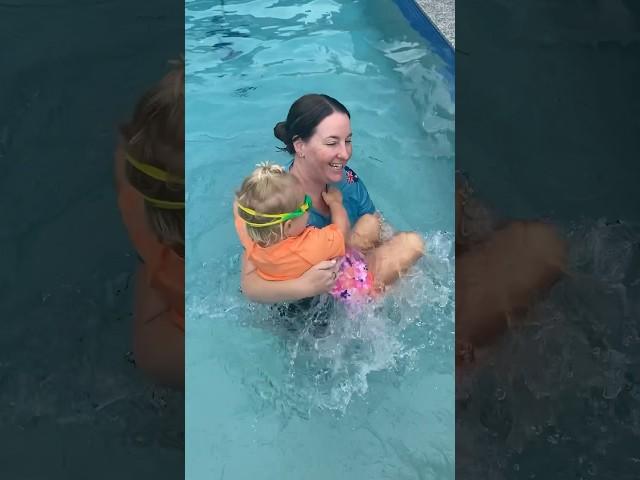 Beginner Tips For Toddler Swimming Lessons #toddler #swimming #swimtips #water #beginners #pool