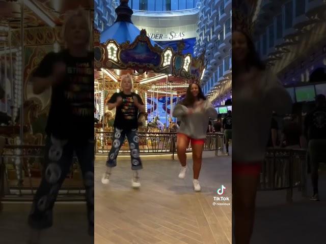 Nia and Jojo tiktok #dancemoms #niasioux #jojosiwa #abbyleemiller #dancing #tiktok #shorts