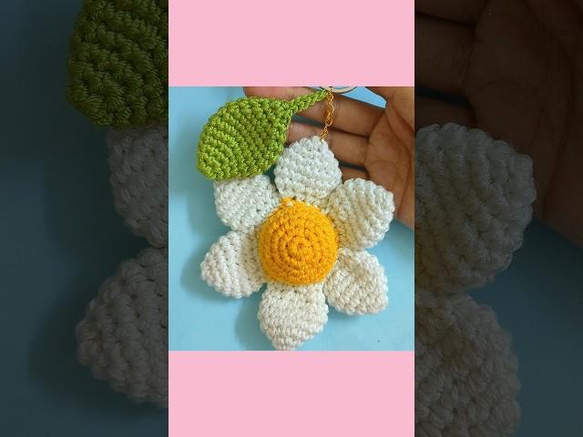 #sara'scrochet DAISY FLOWER HANDBAG CHARM   #accessories #charms