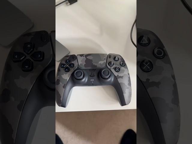 PS5 Camo DualSense Controller for a bit of COD MW2 #gaming #ps5 #cod #playstation #playstation5