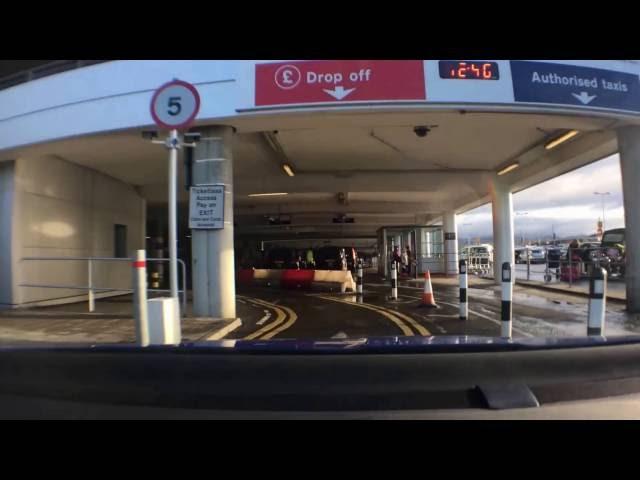 Edinburgh Airport  drop off & pickup zone - Edinburgh Airport guide, airport transfers Edinburgh