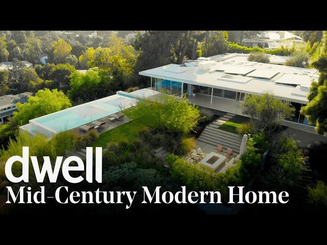 Touch the Sky in this Reimagined Mid-Century Modern Home | Dwell Escapes