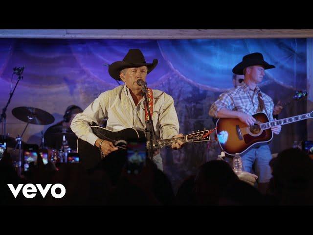 George Strait - Amarillo By Morning (Live At Gruene Hall, New Braufels, TX/2016)