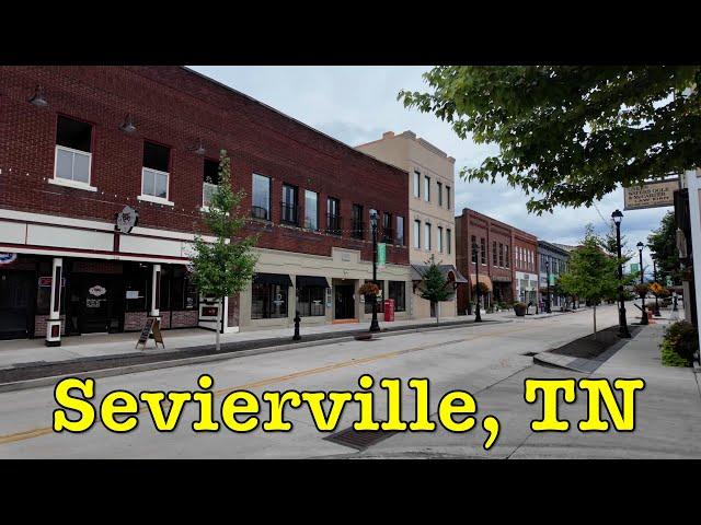 I’m visiting America's hometowns - Sevierville, Tennessee