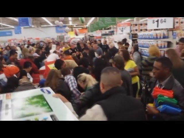 Black Friday fights erupt at Texas Walmart store in the US