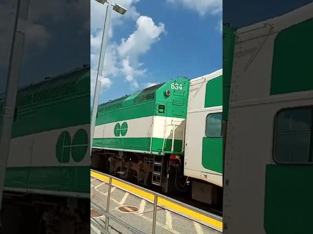 (40 subs special) Bus And Train Fanning At Oakville Go Station