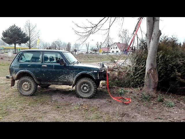 Lada Niva Seilwinde Test 2014  Тест Лебёдки в дествий