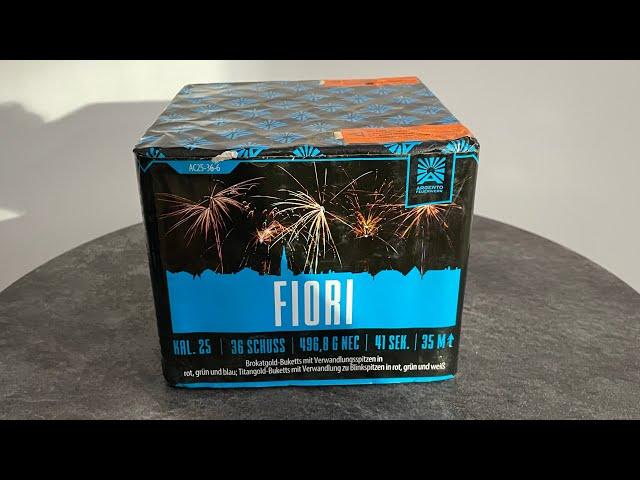 Fiori : Argento Feuerwerk : 36 Shots : 496 Gram : 25mm : Straatfilm
