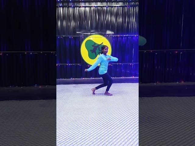 tum tum #shorts  cover dance video song #udc #media