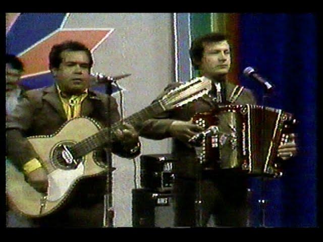 Los Cadetes de Linares de Homero Guerrero y Lupe Tijerina - "Los dos amigos"