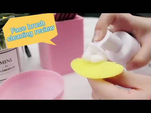 Soft Silicone Facial Cleansing Brush