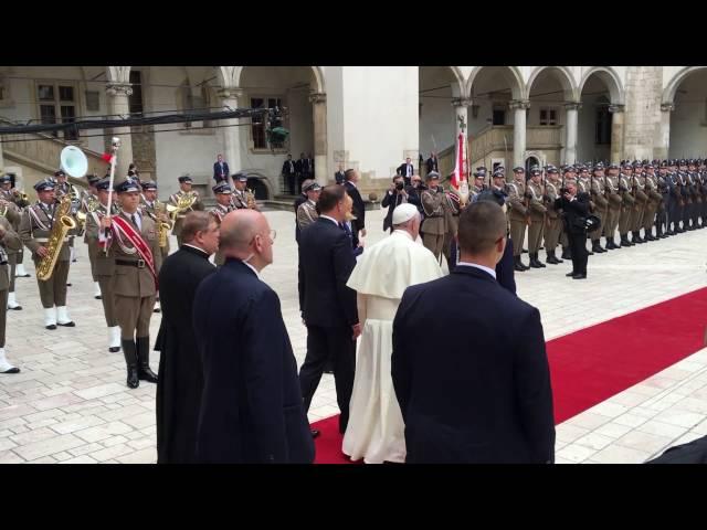 Papież Franciszek przyjechał na Wawel