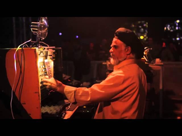 KING EARTHQUAKE // REGGAEBUS FESTIVAL 2014 // RAW EDIT 3