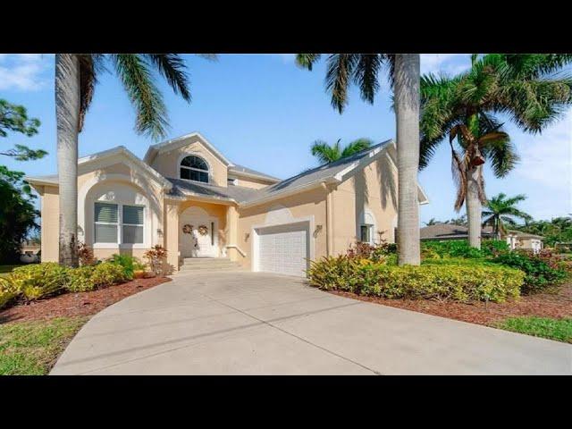 Fort Myers Florida Homes and Real Estate for Sale by Steven Chase| 2780sqft | 4/3