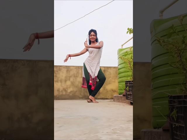 Ami je tomar #amijetomar #bhoolbhulaiyaa3 #odissi #youtubeshorts #dance