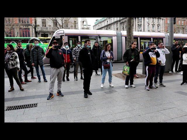 The 3 Busketeers - Blinding Lights - (The Weeknd) cover on O'Connell Street.