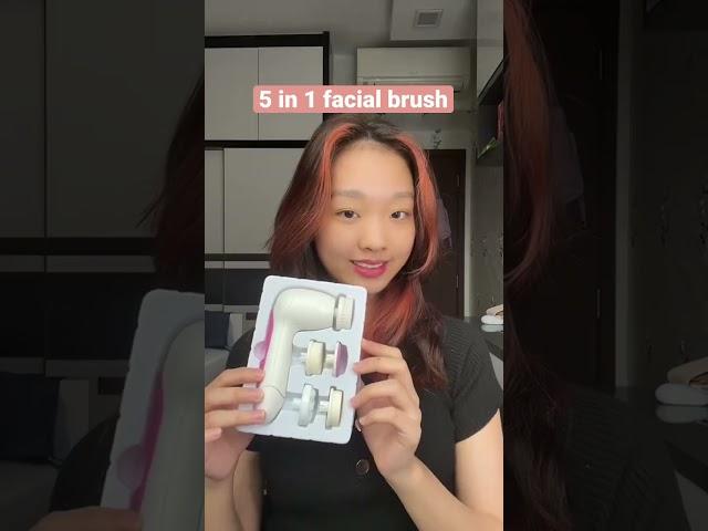 5 in 1 facial brush 