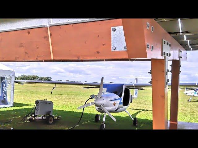 Amazing Aircraft Solar Off-Grid Charging System, 45 mins flight from 1hr 20mins charging in the sun!