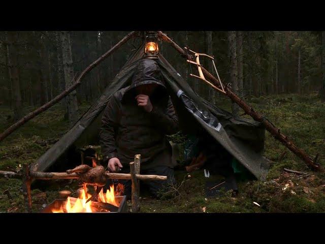 Caught in a Storm - 4 days solo bushcraft, camping in heavy rain, portable wood stove, canvas tent