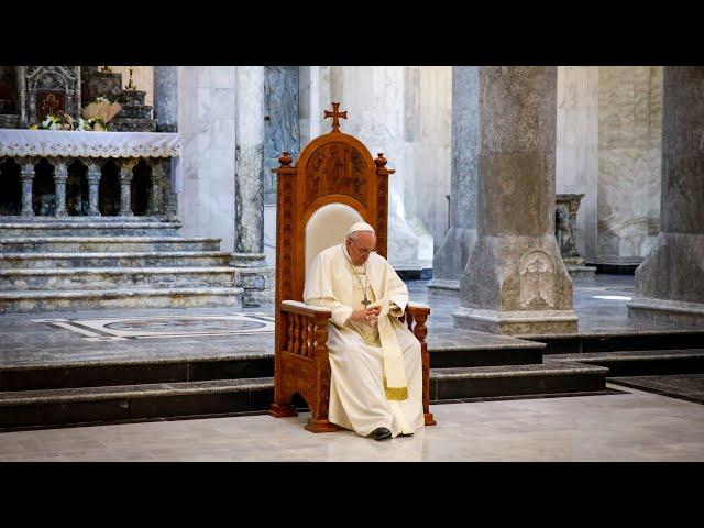 John MacArthur : The pope and Catholicism