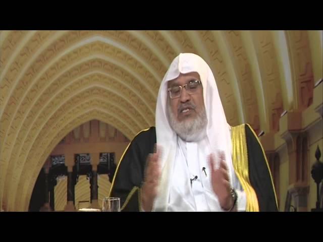 7- هل يجوز في اخر العام أن نعطي المعلمة هدية الشيخ أد.أحمد الباتلي