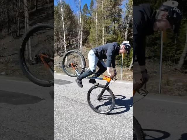 Enduro jibbing #mtb #viral #tricks #foryou