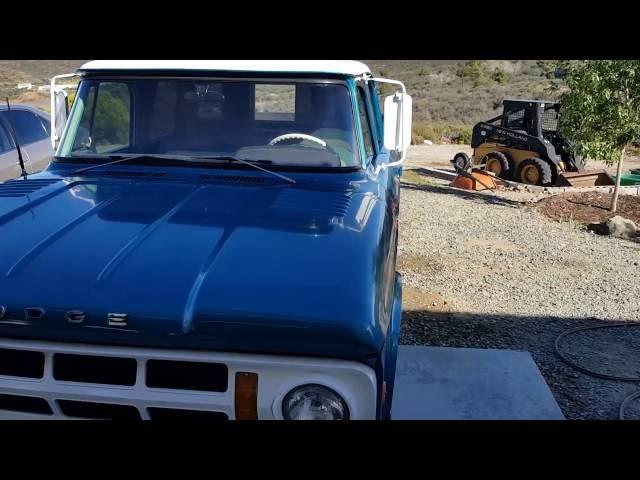 1968 dodge D200 truck - 4 door crew cab