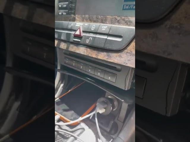 Mercedes W211 Hidden Cd Changer Open/Close