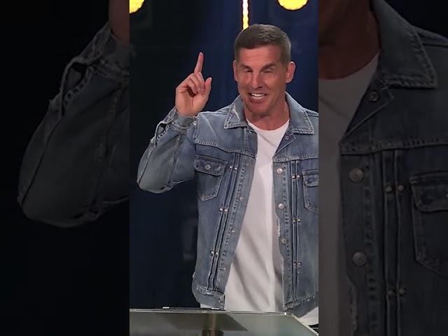 Your Savior knows you personally! Get Craig Groeschel's sermon notes for free: (See description.)
