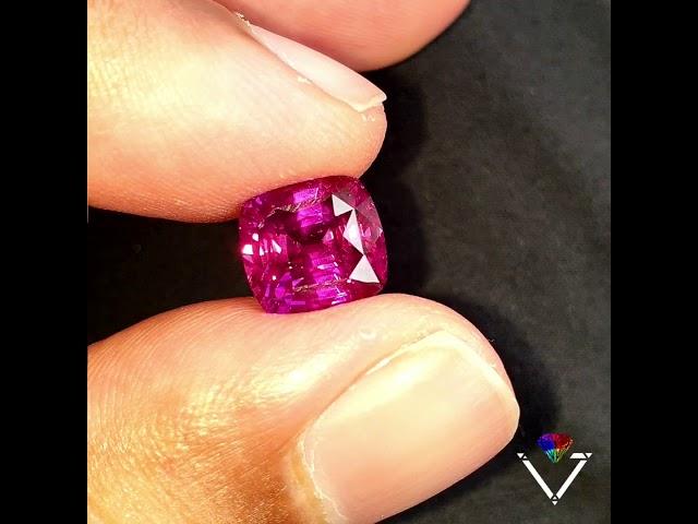 Srilanka Ruby ( heat )