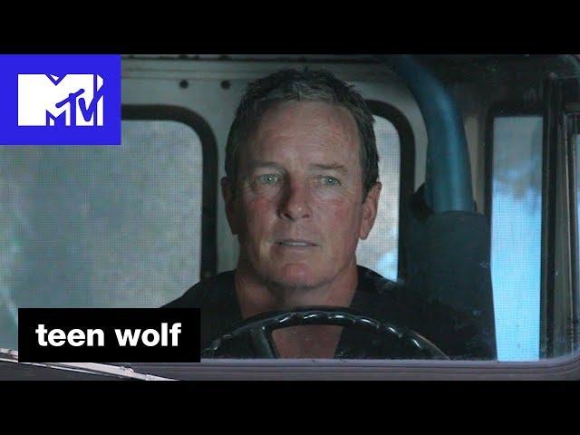 Linden Ashby 'The Roscoe Confessionals' | Teen Wolf (Season 6B) | MTV