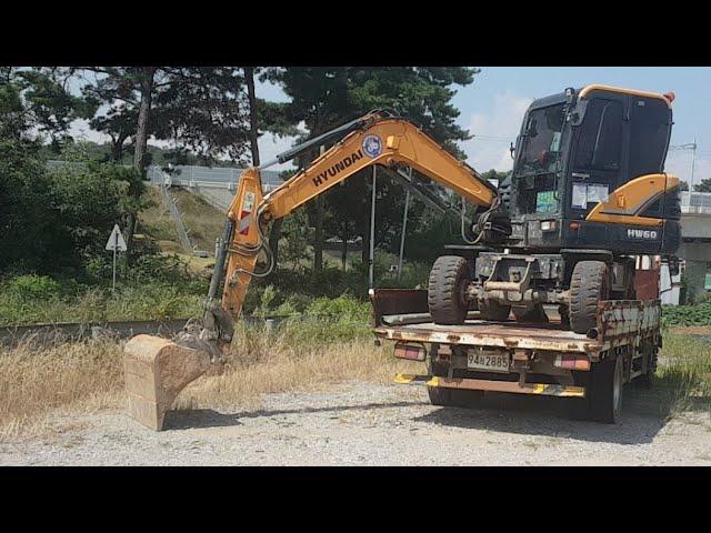 [포크맨TV] 굴삭기 3W 지개발 작업 골재 바닥정리작업 영상 입니다