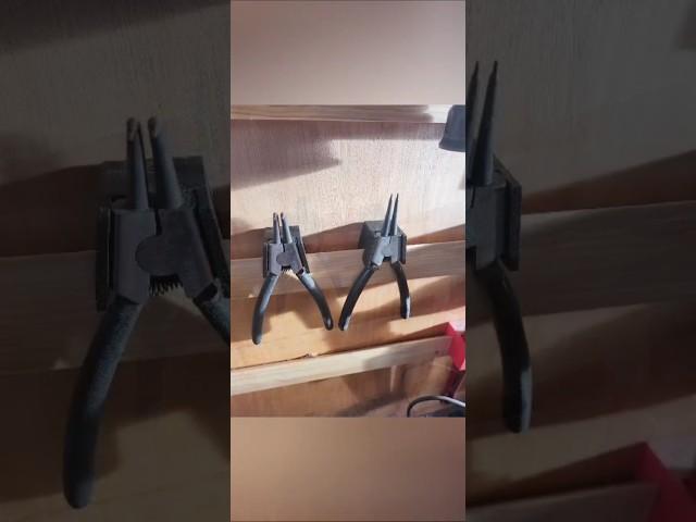 3d printed circlip pliers holder French cleat #wood #cncwoodcraft #epoxy #accucraft #woodcrafting