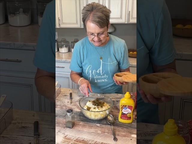 Best Potato Salad you will ever make!  Deliciously easy potato salad!  How to make potato salad